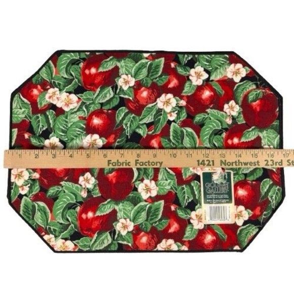 New Gourmet Gallery Apple Valley Set of 8 Fabric Cloth Napkins & Placemats - Picture 5 of 7